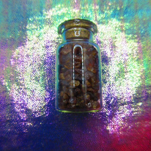 Hessonite Garnet Gemstone Chips In A Bottle Embellishments Natural Semi Precious - Picture 3 of 3